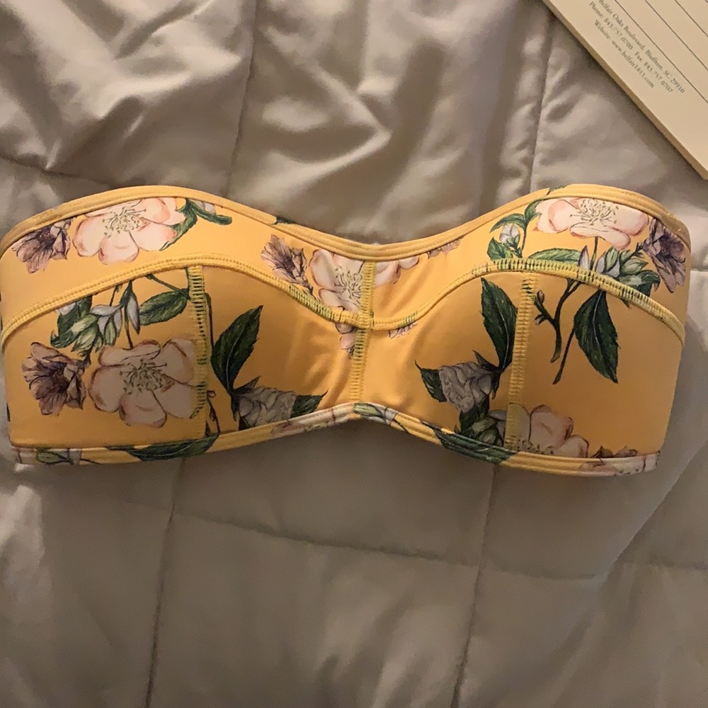 Bathing suit top